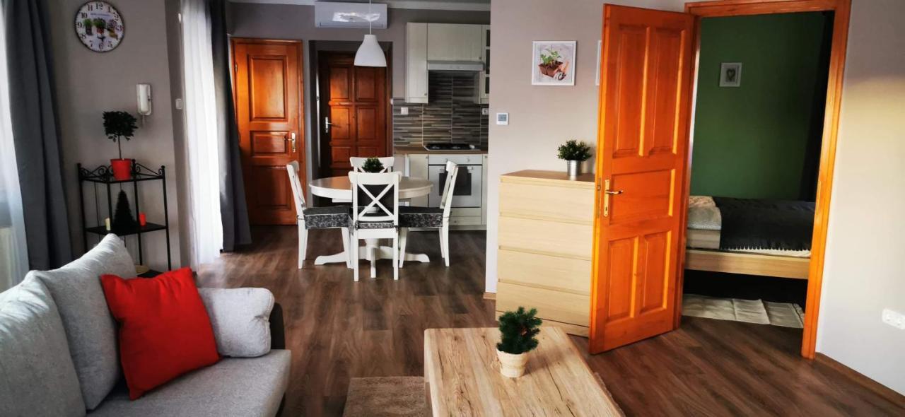 Pannonia Apartman Esztergom Eksteriør billede