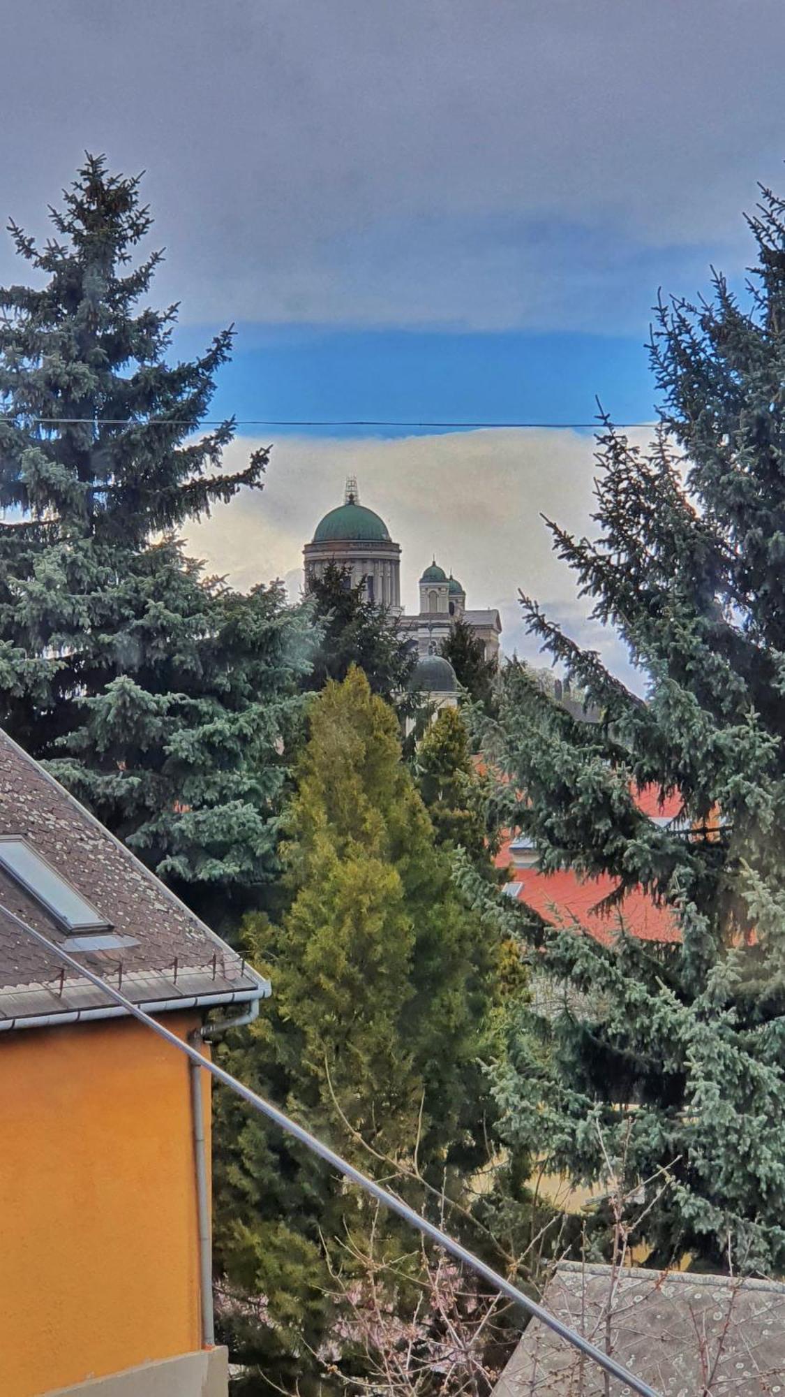 Pannonia Apartman Esztergom Værelse billede